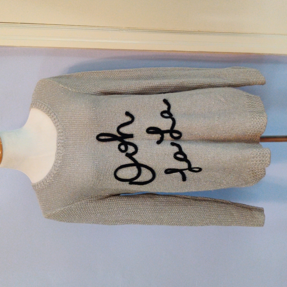 Ooh la la cute sweater